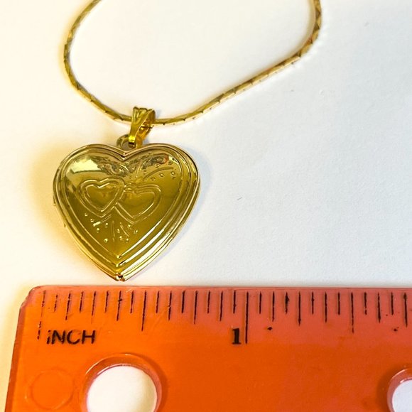 Vintage Gold Rose Flower Heart Locket Necklace Victorian Photo Charm 24" Plated - Picture 9 of 10